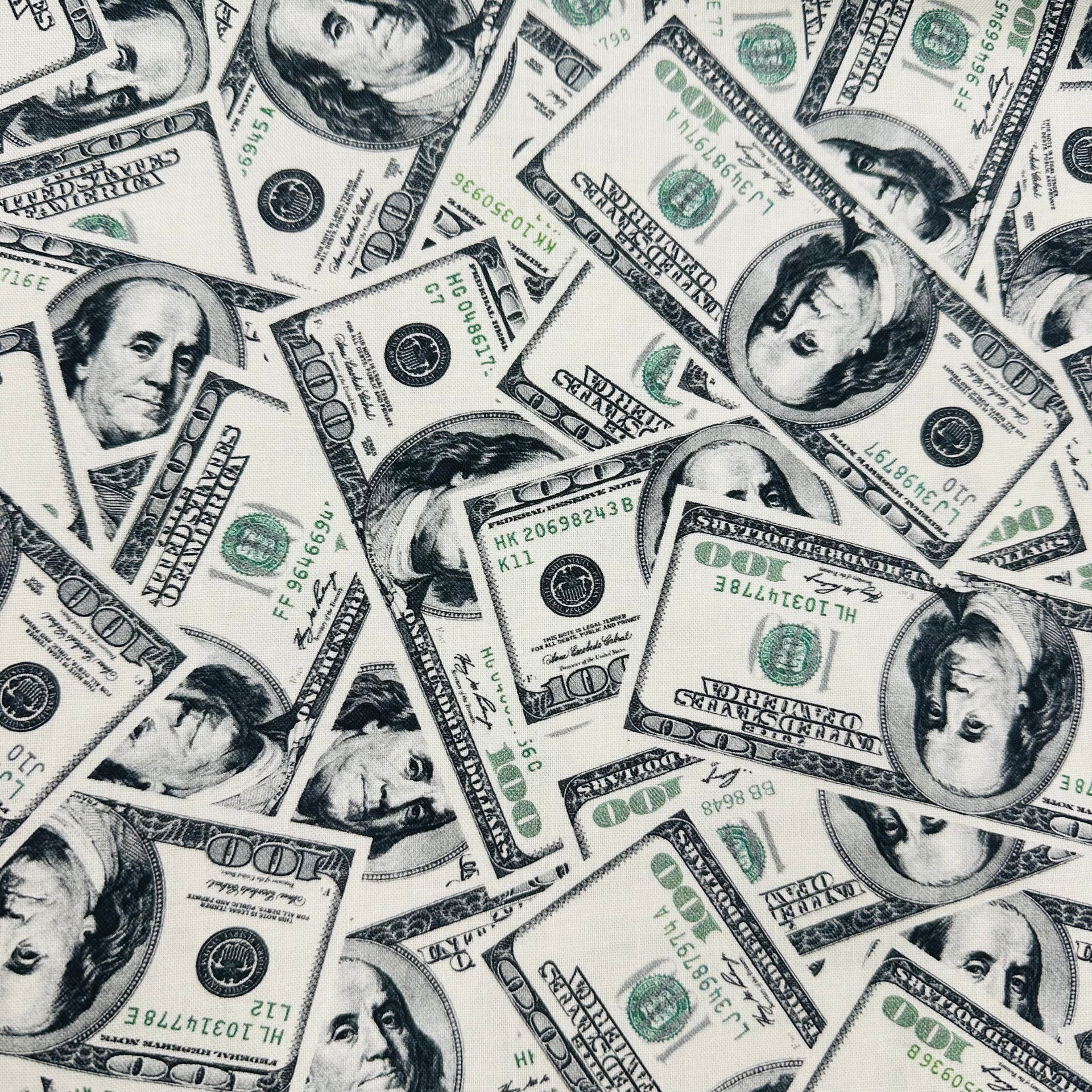 Dolares